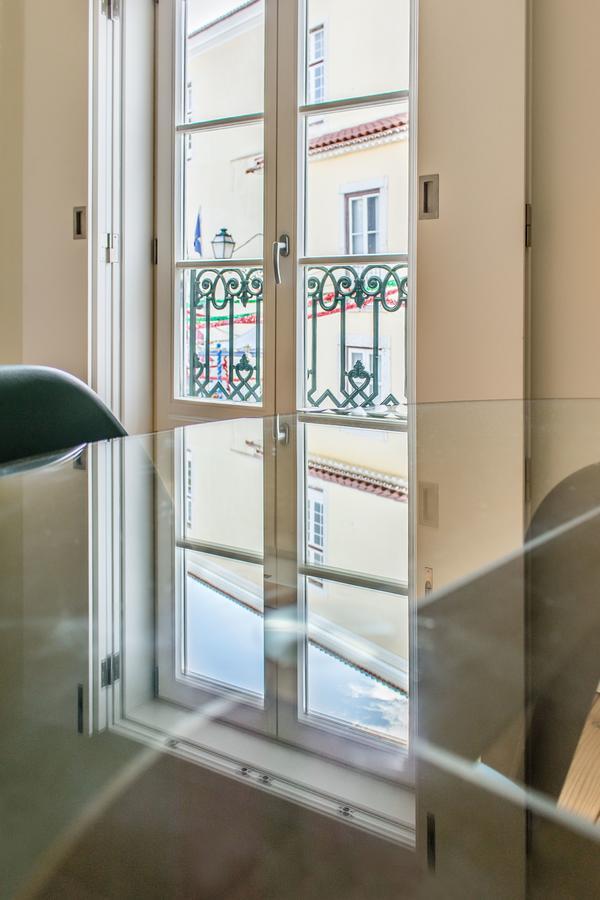 Design Apartment In Typical Alfama リスボン エクステリア 写真