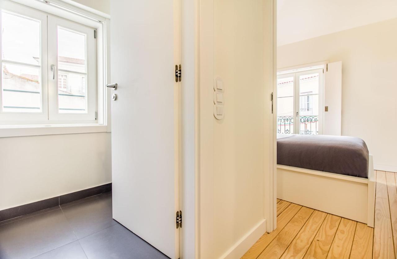 Design Apartment In Typical Alfama リスボン エクステリア 写真
