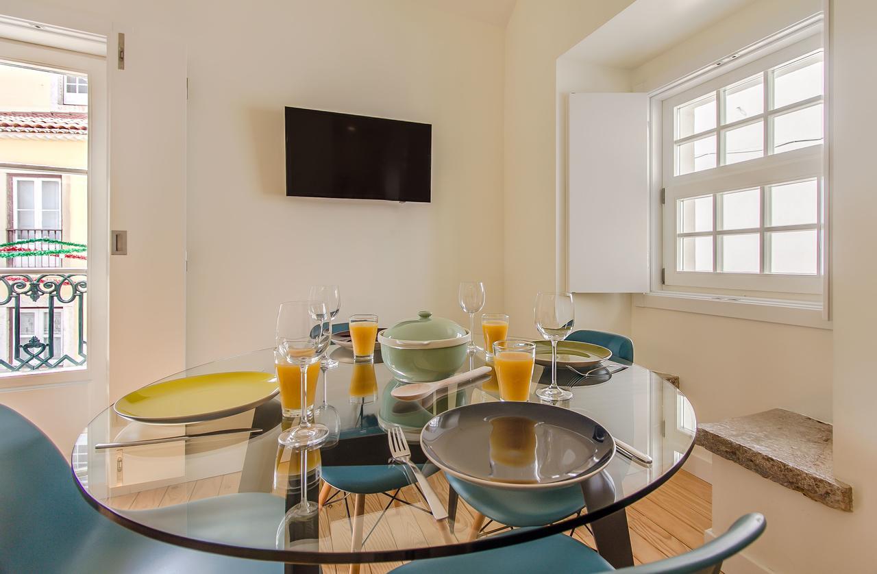 Design Apartment In Typical Alfama リスボン エクステリア 写真